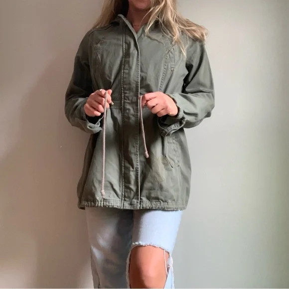 Light weight army green fall jacket - Picture 7 of 13